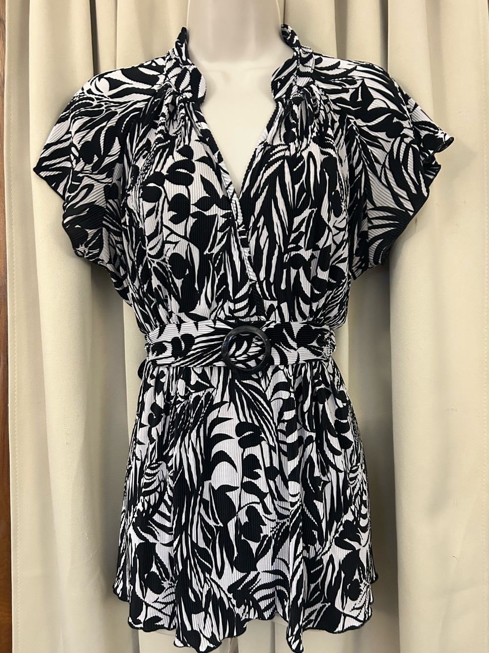 Black & White Printed Belted Tunic Top
